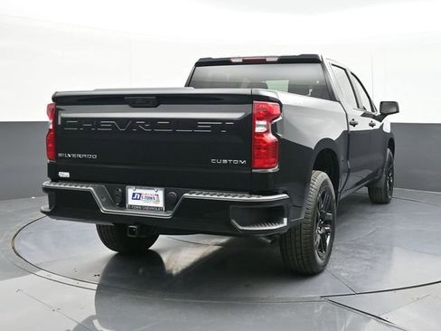 New 2026 Chevrolet Silverado 1500 Custom AWD/4WD image 9