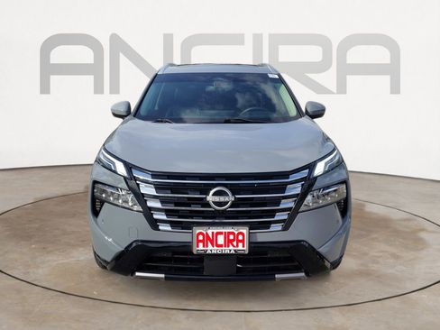 Used 2024 Nissan Rogue Platinum w/ Platinum Premium Package image 6