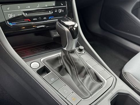 New 2026 Volkswagen Jetta SEL image 13