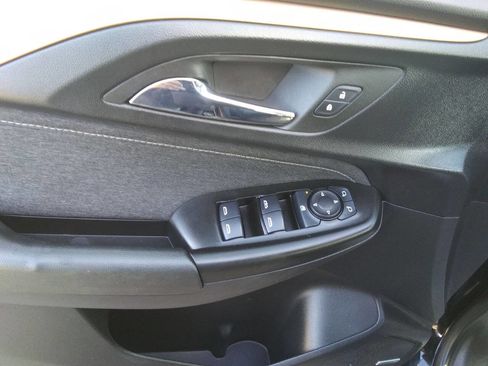 Used 2022 Chevrolet TrailBlazer ACTIV w/ Technology Package image 19