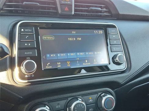 Used 2024 Nissan Versa S w/ S Plus Package image 14