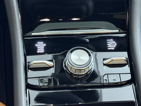 New 2025 Jeep Grand Cherokee L Summit w/ Obsidian Package image 27