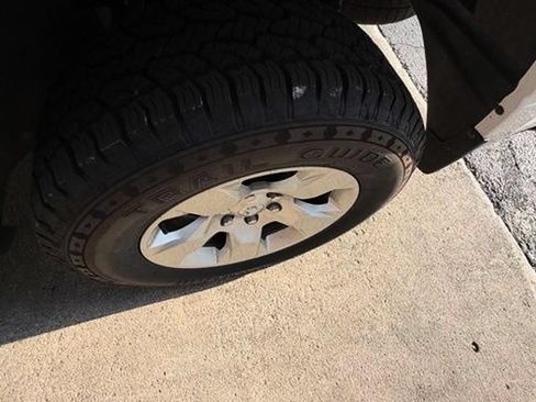 Used 2022 RAM 1500 Big Horn RWD image 10