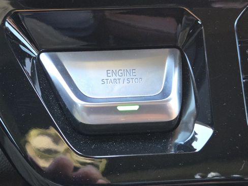 Used 2025 GMC Sierra 1500 Denali Ultimate image 24