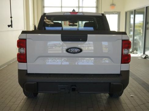 Used 2025 Ford Maverick XLT w/ XLT Luxury Package FWD image 12