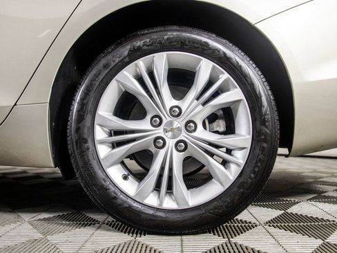 Used 2014 Chevrolet Impala LT w/ Convenience Package image 38