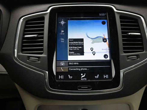 Used 2018 Volvo XC90 T6 Momentum w/ Convenience Package image 28