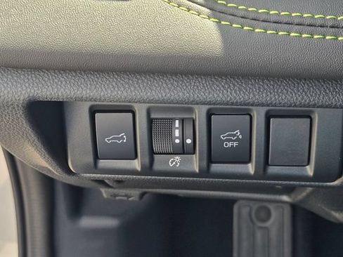 Certified 2025 Subaru Outback Onyx Edition AWD/4WD image 25