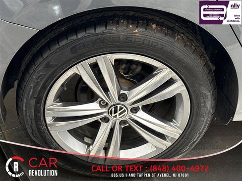 Used 2024 Volkswagen Jetta SE FWD image 51
