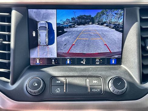 Certified 2023 GMC Acadia Denali w/ Denali Ultimate Package image 15