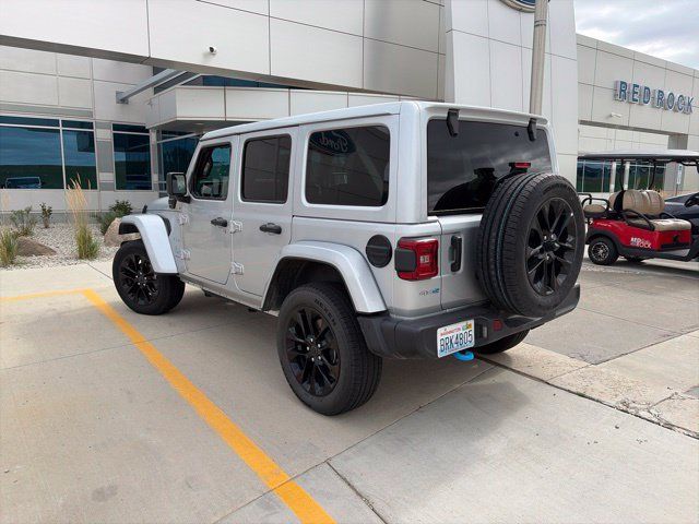 Used 2024 Jeep Wrangler Unlimited Sahara AWD/4WD image 3