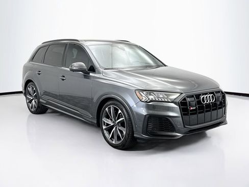Used 2023 Audi SQ7 Prestige w/ Prestige Package image 3