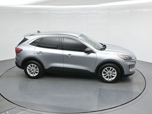 Used 2022 Ford Escape SE image 54