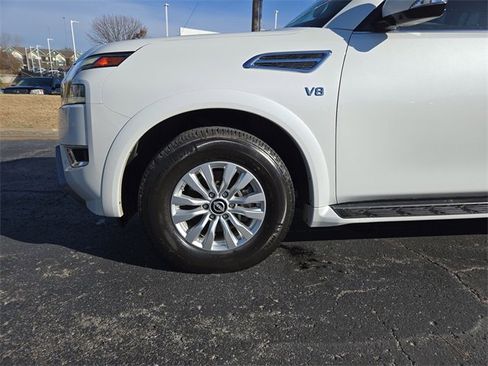 Used 2022 Nissan Armada SV w/ Cargo Package image 9