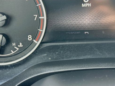 Used 2025 Nissan Rogue SV FWD image 12