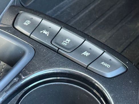 Used 2025 Chevrolet TrailBlazer LT AWD/4WD image 25