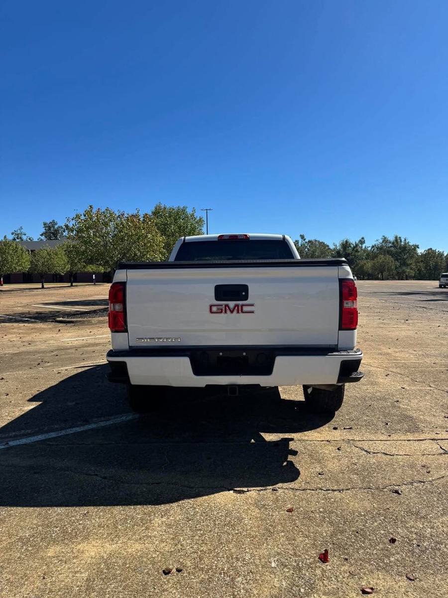 Used 2017 GMC Sierra 1500 4x4 Double Cab w/ Elevation Edition image 5