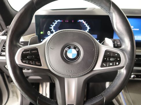 Used 2023 BMW X7 xDrive40i w/ Executive Package image 3