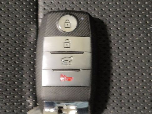 Used 2018 Kia Sportage SX image 32