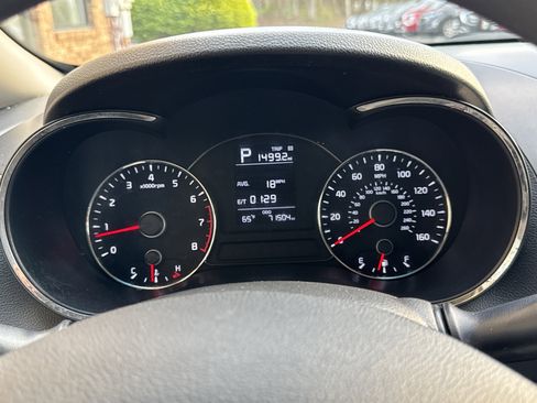 Used 2017 Kia Forte LX FWD image 19