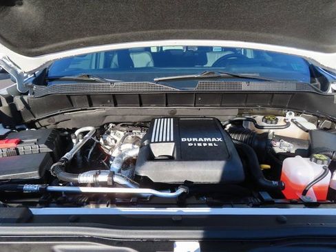 Certified 2025 Chevrolet Silverado 1500 High Country w/ Technology Package image 45