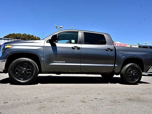 Used 2018 Toyota Tundra SR5 image 4