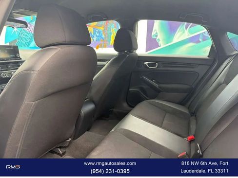 Used 2022 Honda Civic Sport image 12