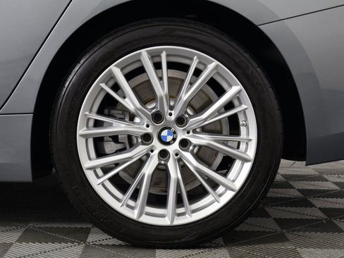 Certified 2024 BMW 330i Sedan w/ Convenience Package RWD image 16