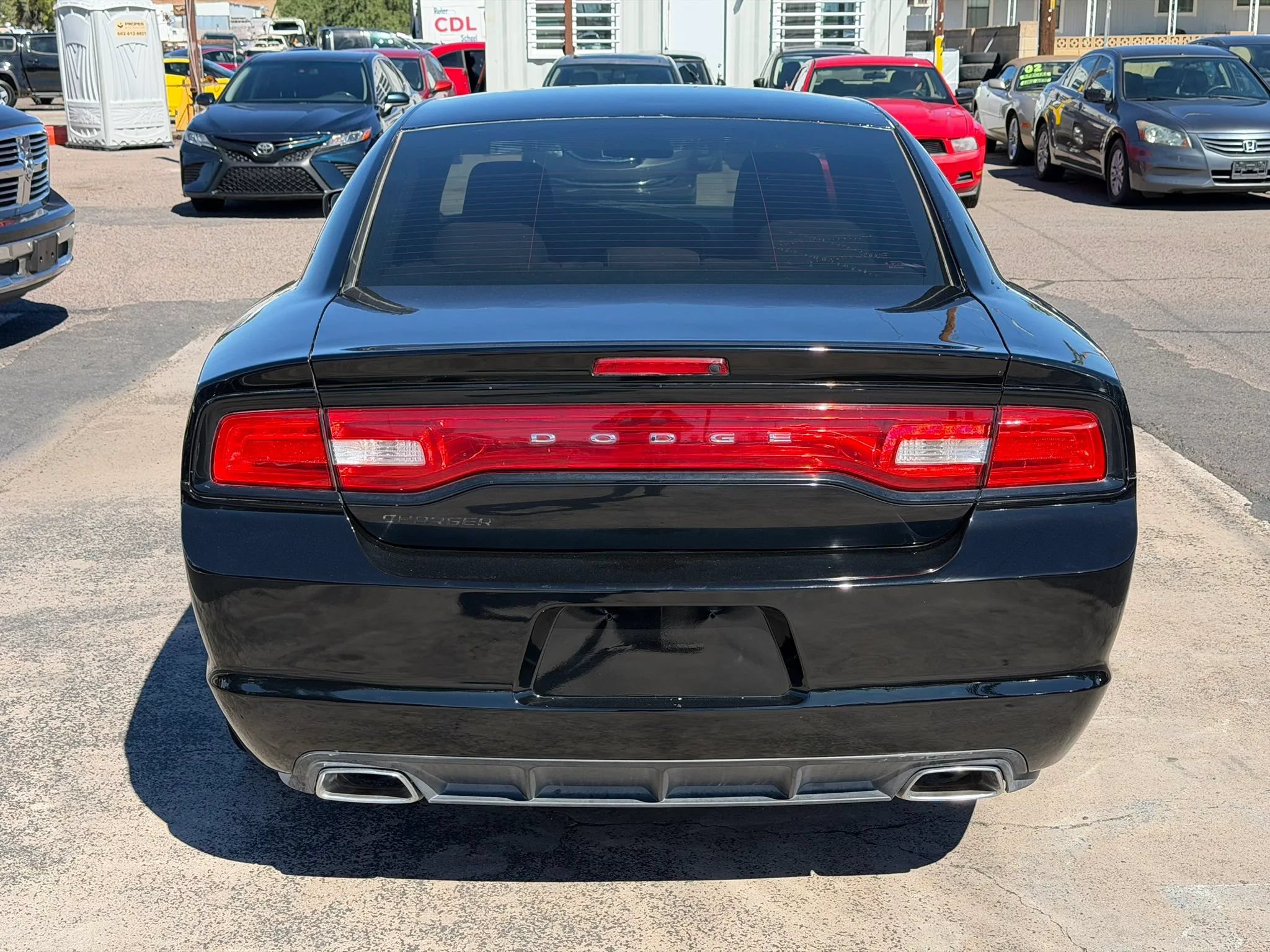 Used 2013 Dodge Charger SE RWD image 8