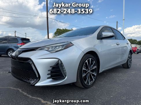 Used 2018 Toyota Corolla SE FWD image 1
