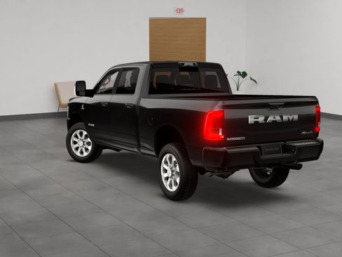 New 2026 RAM 2500 Laramie AWD/4WD image 3