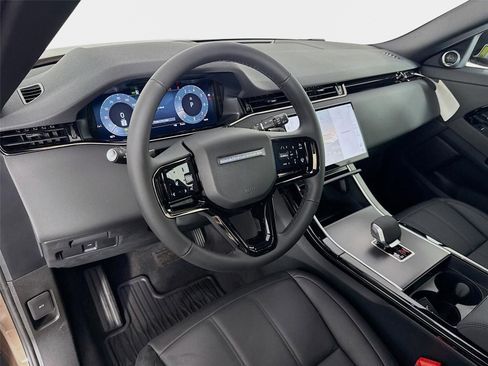 Used 2026 Land Rover Range Rover Evoque S AWD/4WD image 12