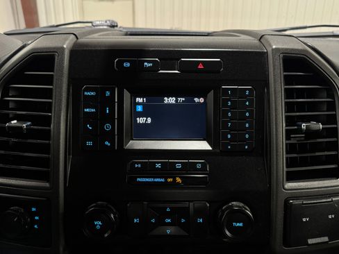 Used 2022 Ford F350 XL w/ Power Equipment Group image 35