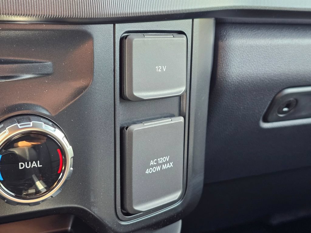 New 2026 Ford F350 Platinum w/ FX4 Off-Road Package AWD/4WD image 25