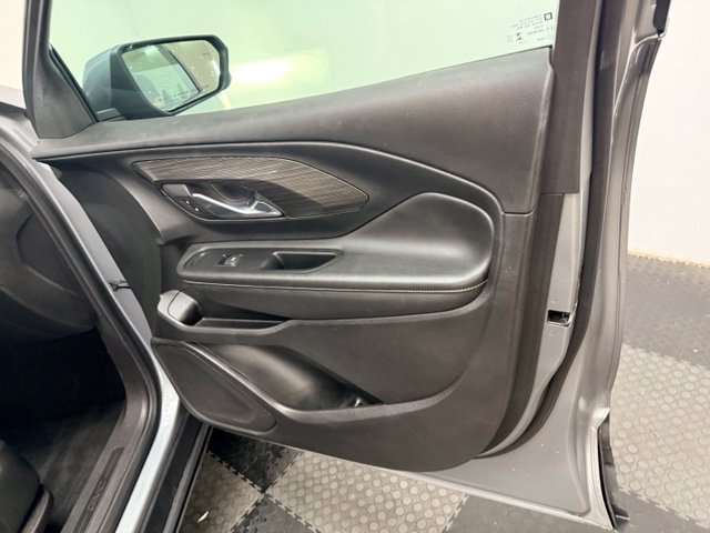 Used 2023 GMC Terrain SLE w/ Driver Convenience Package FWD image 34