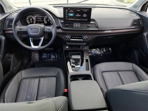 Certified 2023 Audi Q5 2.0T Premium Plus w/ Premium Plus Package image 24