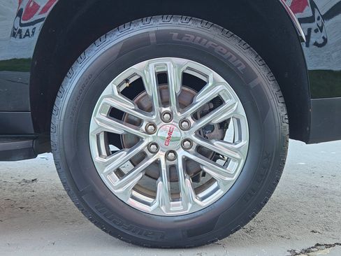 Used 2021 GMC Yukon XL SLT w/ SLT Premium Package AWD/4WD image 28
