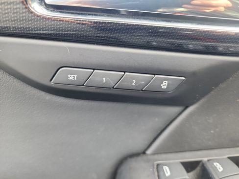 Certified 2023 Buick Envision Essence w/ Sport Touring Package image 14