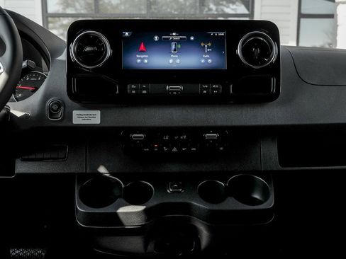 New 2025 Mercedes-Benz Sprinter 2500 image 20