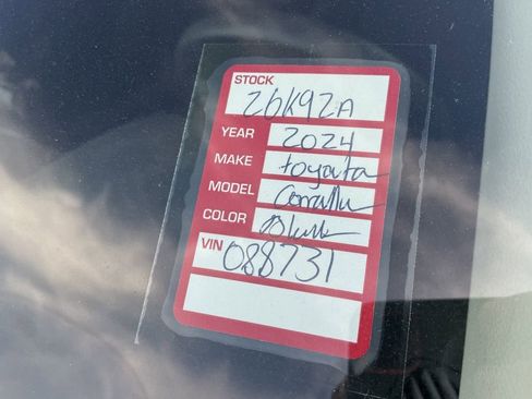 Used 2024 Toyota Corolla LE image 5