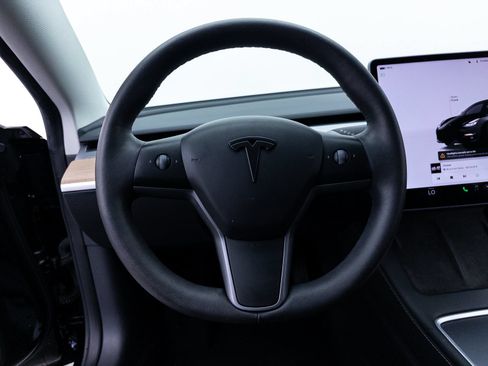 Used 2023 Tesla Model 3 Standard Range RWD image 26