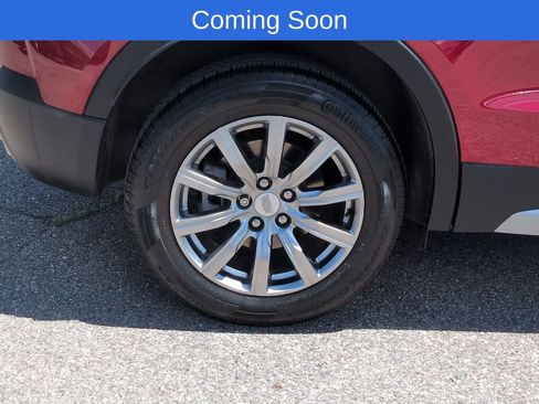 Used 2023 Cadillac XT4 Premium Luxury w/ Cold Weather Package AWD/4WD image 13