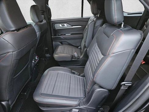 New 2026 Ford Explorer ST-Line image 12