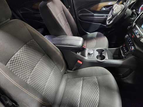 Used 2019 GMC Terrain SLE FWD image 32