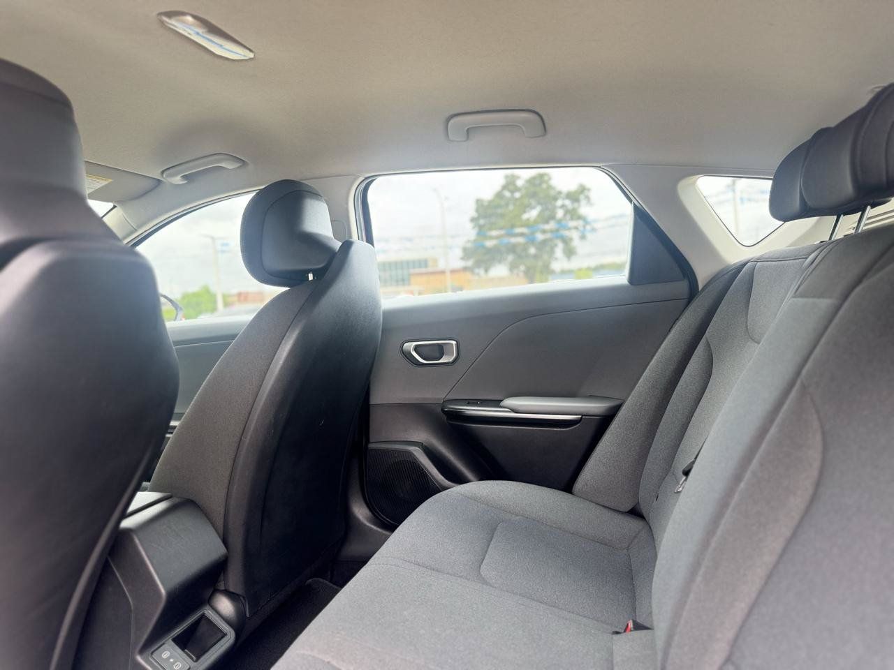 Used 2025 Kia K4 FWD image 54