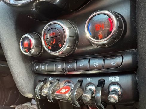 Used 2023 MINI Cooper S image 35