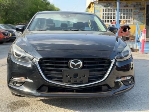 Used 2018 MAZDA MAZDA3 Grand Touring w/ Premium Equipment Package image 4