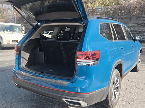 Certified 2025 Volkswagen Atlas SE image 16