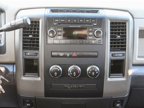 Used 2012 RAM 1500 Express image 17