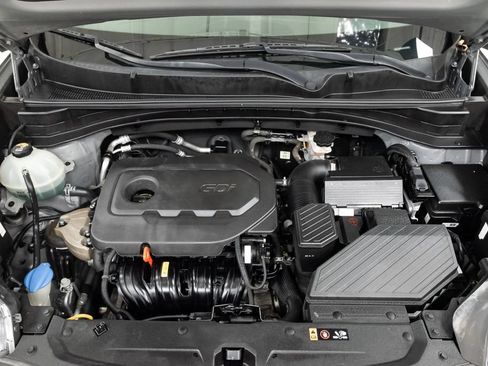 Used 2017 Kia Sportage LX w/ LX Popular Package FWD image 3
